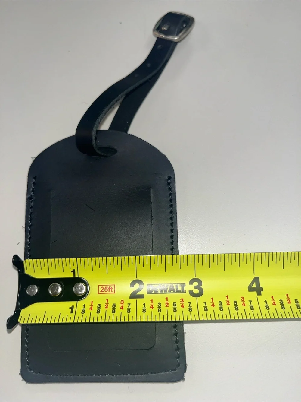 Source Unknown Black Luggage Tag with Buckle Strap